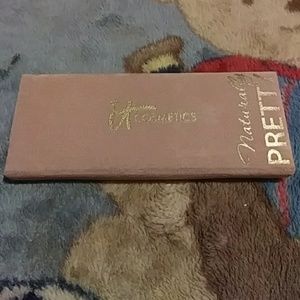 it Cosmetics Naturally Pretty